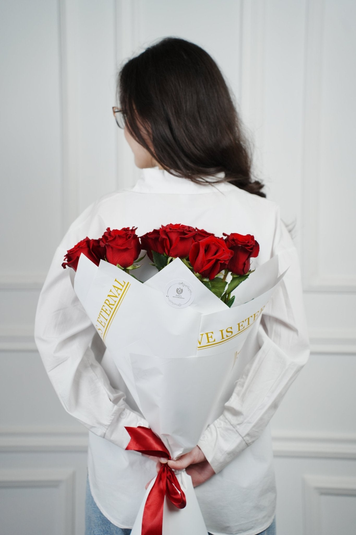 Crimson Embrace: Monochrome Red Roses - GOOL: FLOWER SHOP