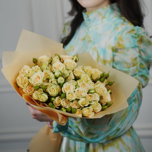 Golden Glow: Spray Roses - GOOL: FLOWER SHOP