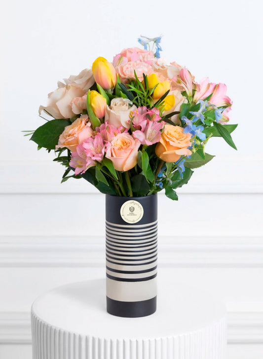 Petal Perfection Vase - GOOL: FLOWER SHOP